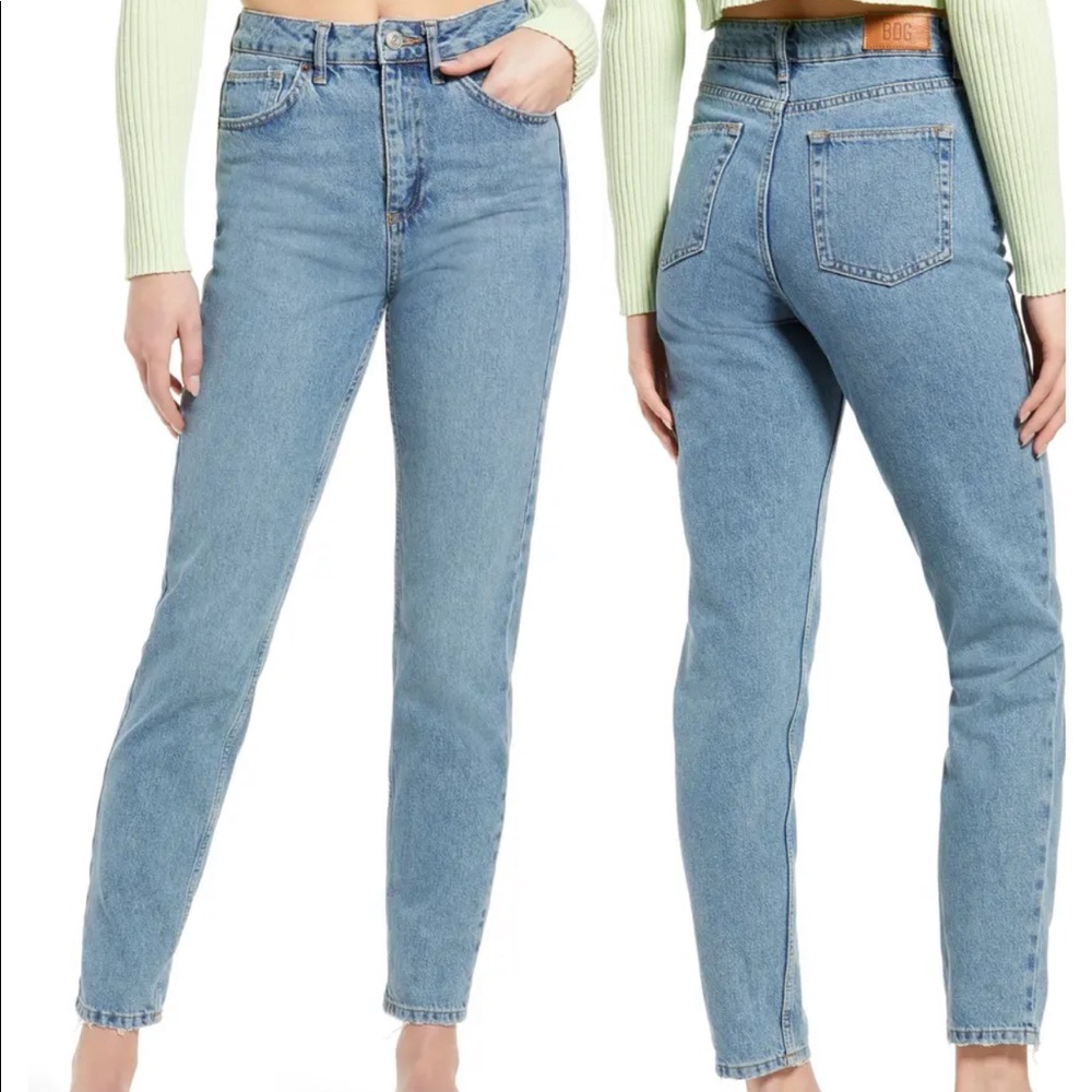Urban Outfitters BDG Mom Fit High Waisted Tapered Jean